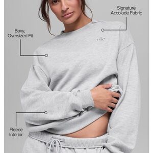 Accolade Crew Neck Pullover - Athletic
Heather Grey